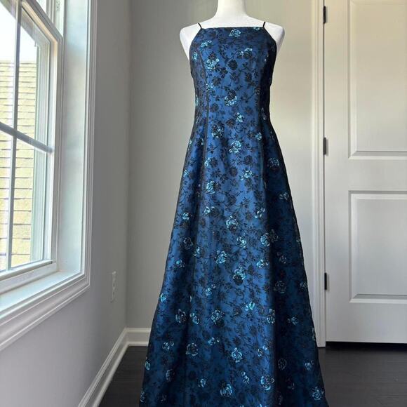 Vintage Y2K Morgan and Co Blue Black Floral Overlay Prom Formal Dress - Picture 2 of 5